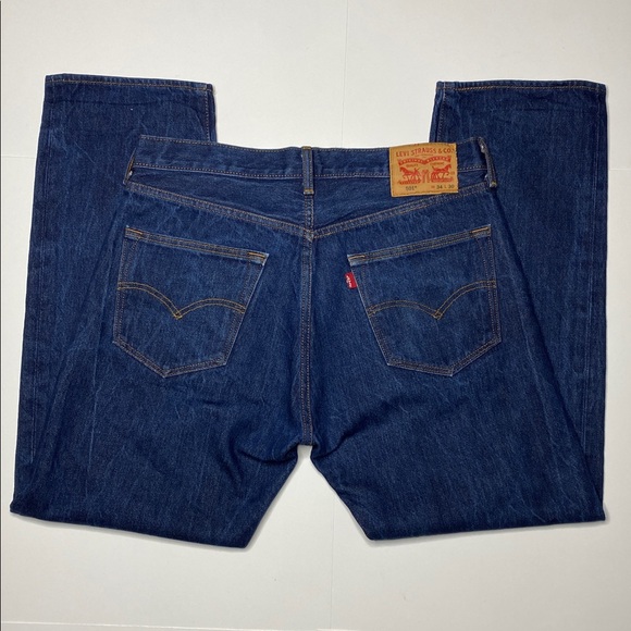 Levi's Classic 501 Jeans - Picture 3 of 11